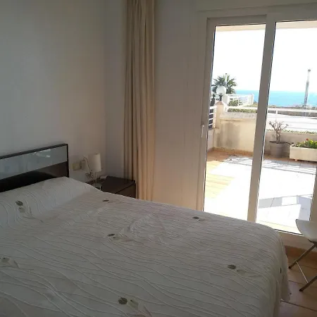 Appartement Lidia 9 *